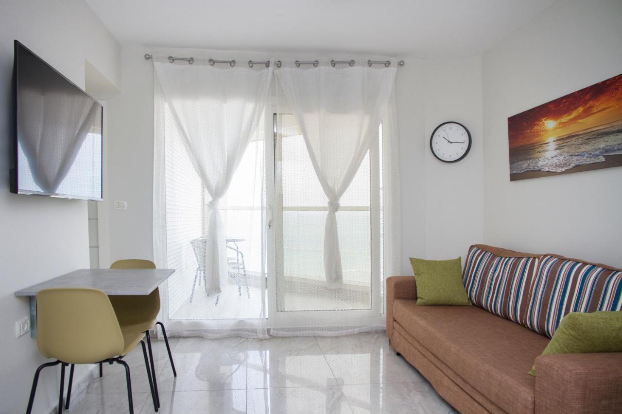 Apartments4You Leonardo 11 Bat Yam Eksteriør bilde